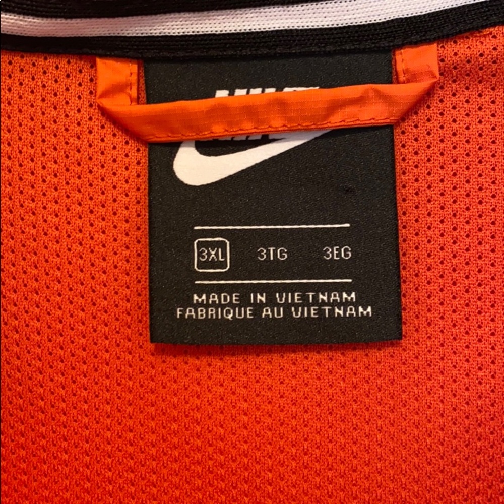 Nike Lined Wind Breaker